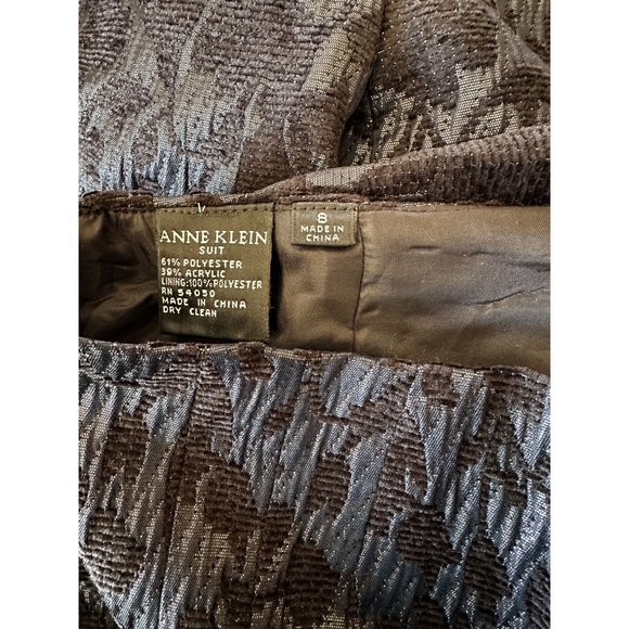 Anne Klein Black Brocade Jacquard Skirt Suit with Velvet Bow Details 8 - Picture 9 of 13